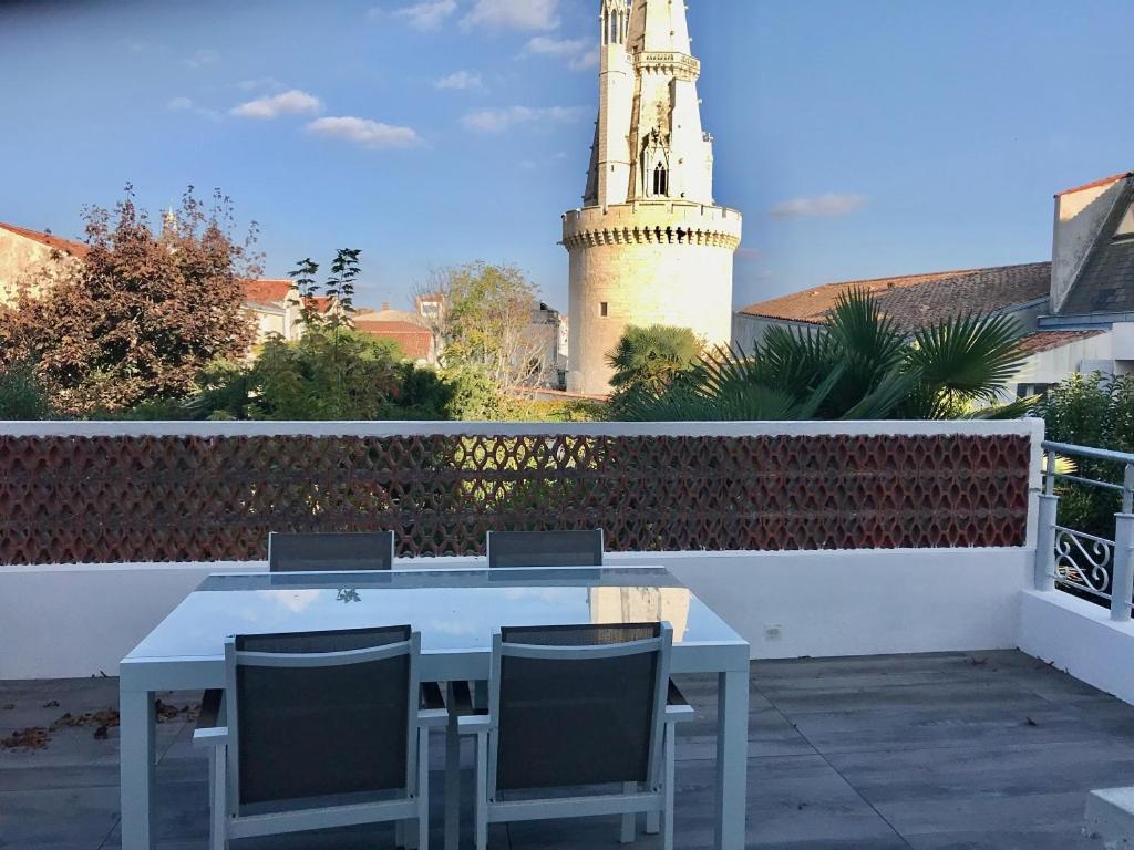 Apartamento Vue Superbe Sur Tour De La Lanterne T2 Avec Terrasse Remparts 2 La Rochelle  Exterior foto